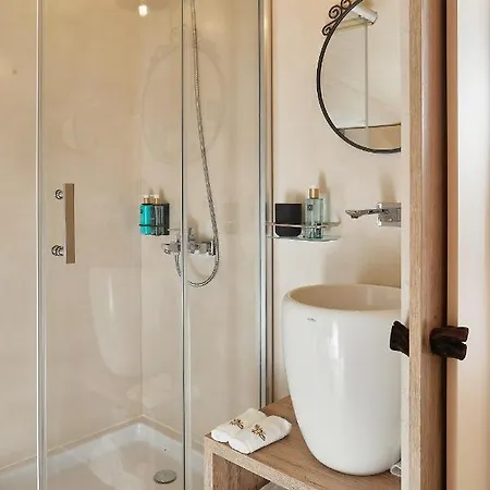 Luxusní stan Abeille Maison Glamping Zlatni Rat -adults Only *