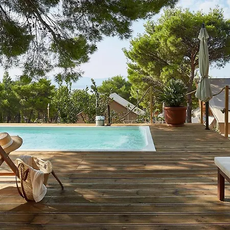 Abeille Maison Glamping Zlatni Rat -adults Only