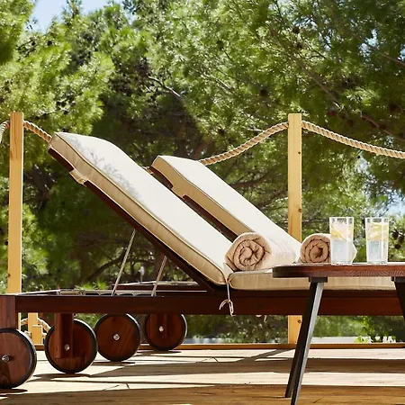 Abeille Maison Glamping Zlatni Rat -adults Only Bol