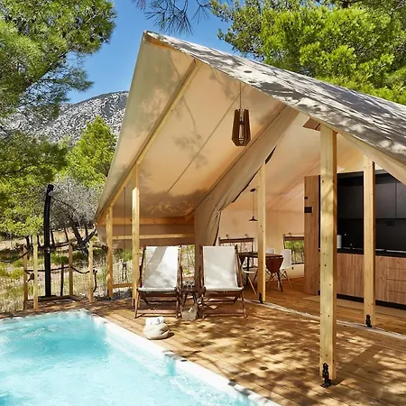 Abeille Maison Glamping Zlatni Rat -adults Only Luxury tent *