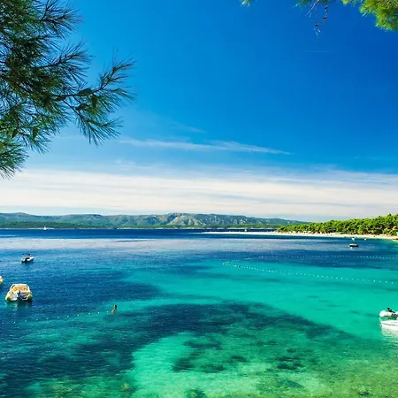 Luxury tent Abeille Maison Glamping Zlatni Rat -adults Only